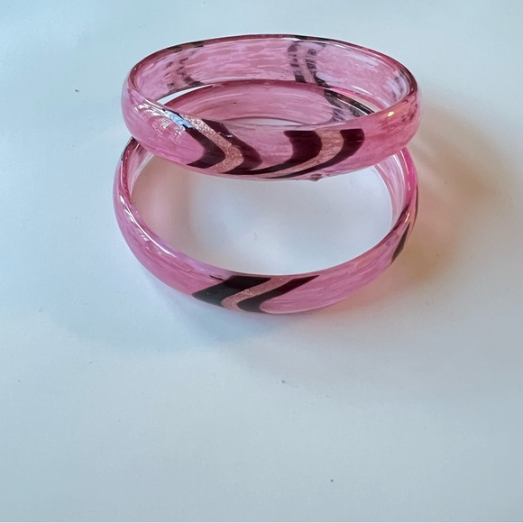 Glass bangles - Picture 4 of 4
